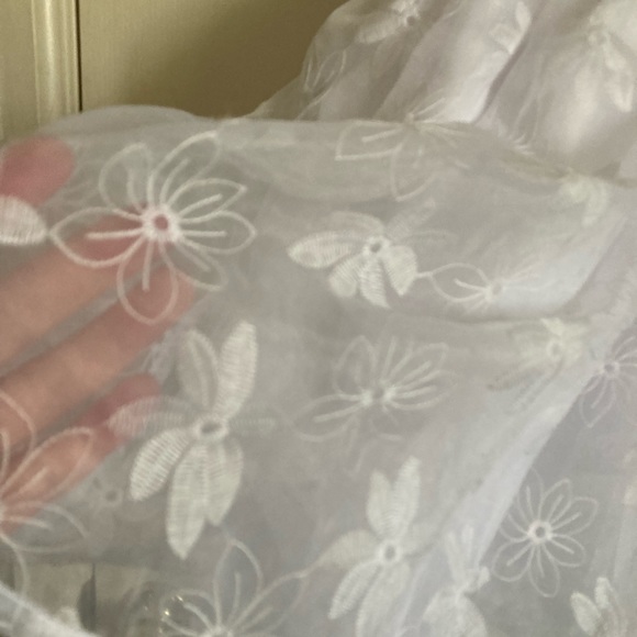 🌞The Children’s Place White & Pink/Purple Butterflies Tank Top & Floral Lace C - Picture 3 of 4